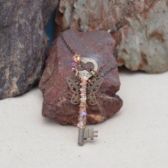Wire Wrapped Vintage Skeleton Key Pendant Necklace - Picture 2 of 2